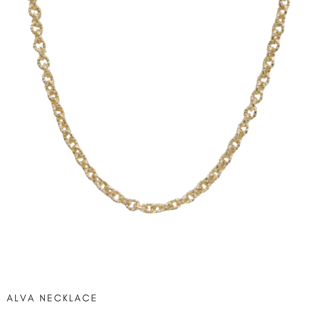 Alva Necklace